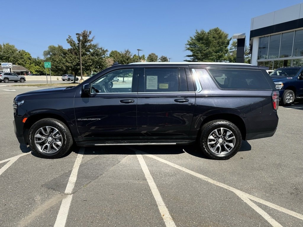 Used 2023 Chevrolet Suburban LT with VIN 1GNSKCKD5PR279107 for sale in Westborough, MA