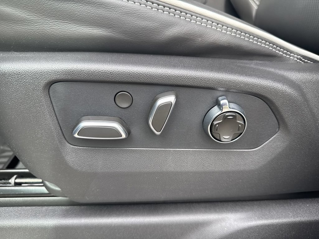 2026 GMC Sierra 1500 AT4X - Photo 21