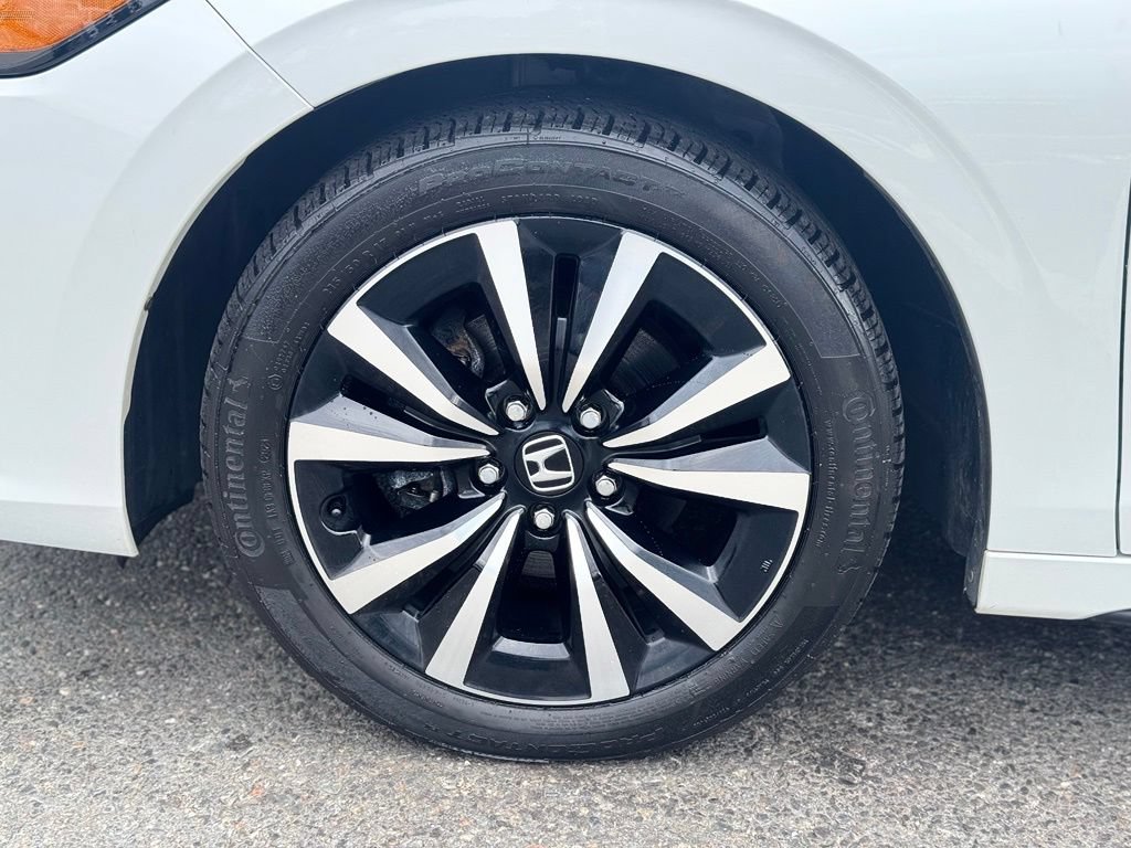 2023 Honda Civic Hatchback EX-L - Photo 3