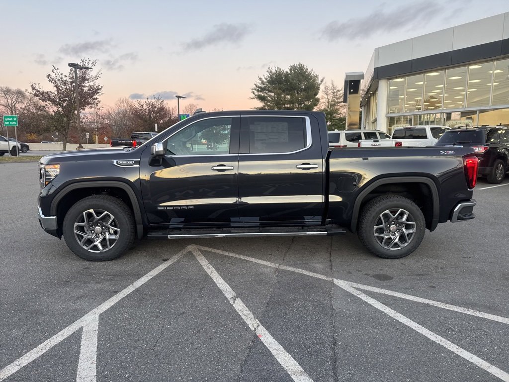2026 Gmc Sierra 1500 SLT photo 2