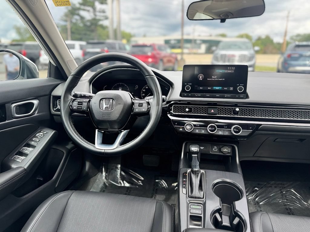 2023 Honda Civic Hatchback EX-L - Photo 12