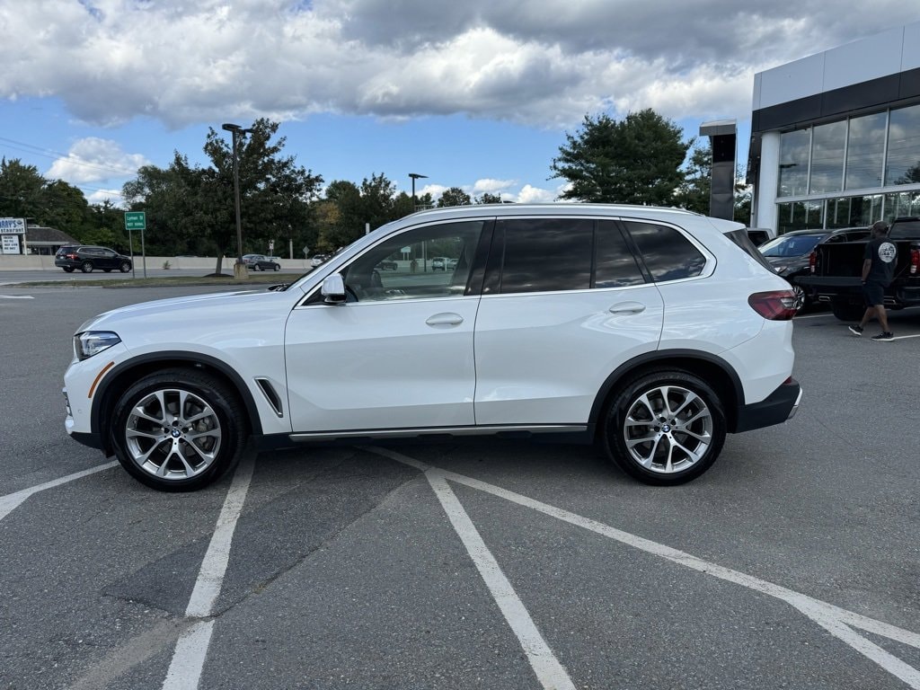 Used 2022 BMW X5 40i with VIN 5UXCR6C0XN9M02658 for sale in Westborough, MA