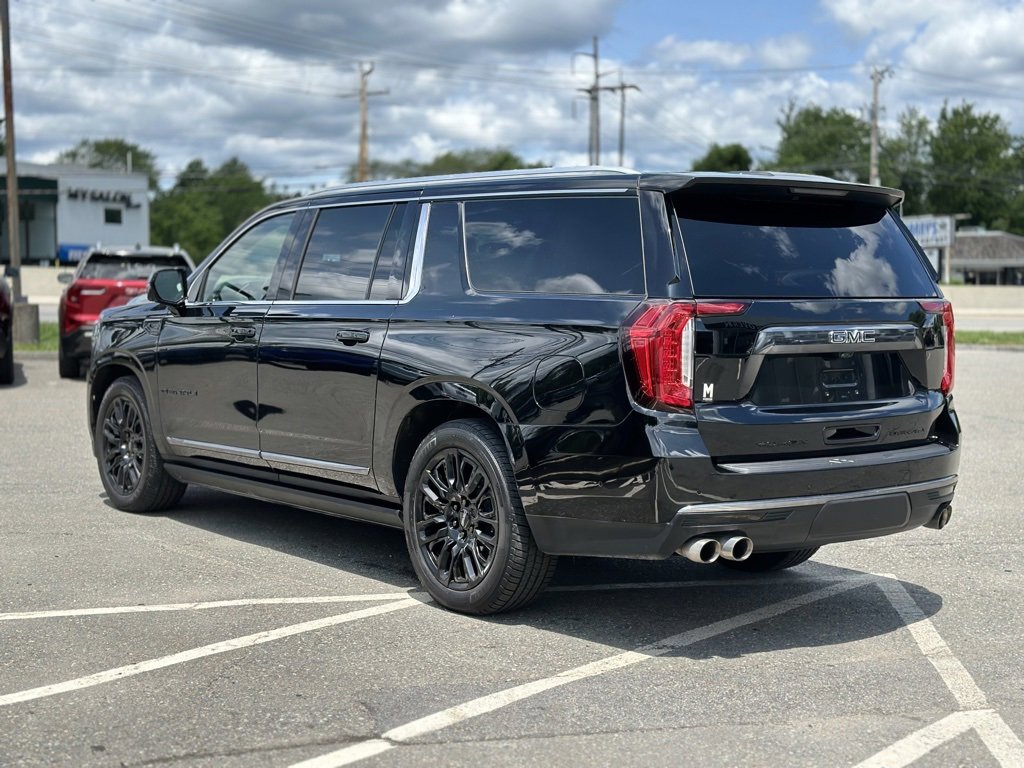 2023 Gmc Yukon XL Denali Ultimate photo 3