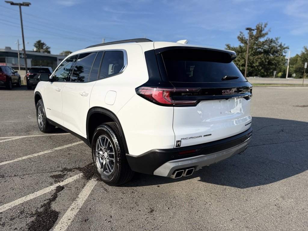 2025 Gmc Acadia Elevation photo 2