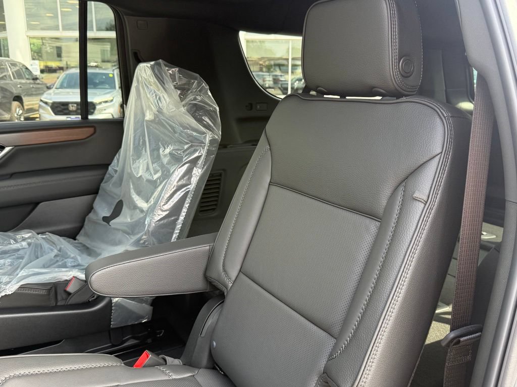 2026 GMC Yukon XL Denali - Photo 20