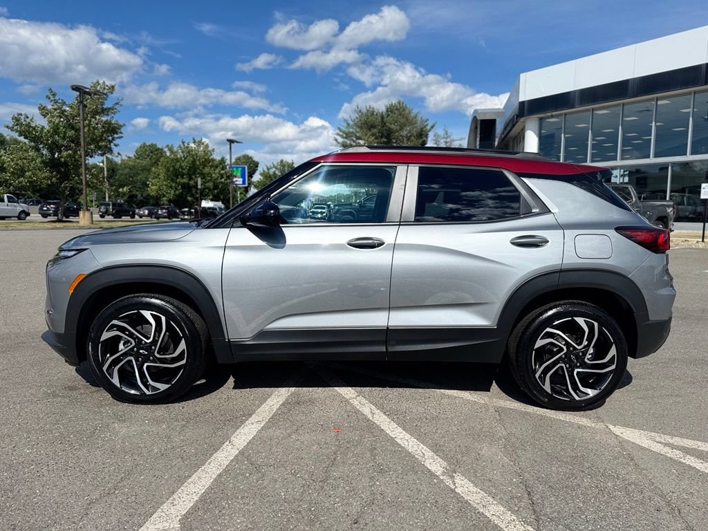 Used 2025 Chevrolet Trailblazer RS SUV