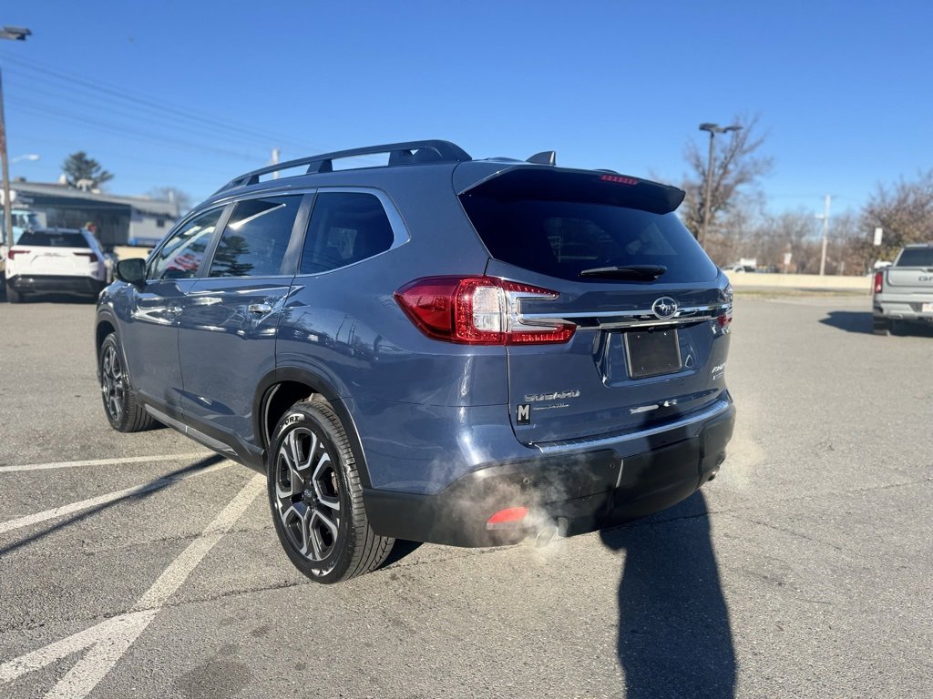 2024 Subaru Ascent Touring photo 3