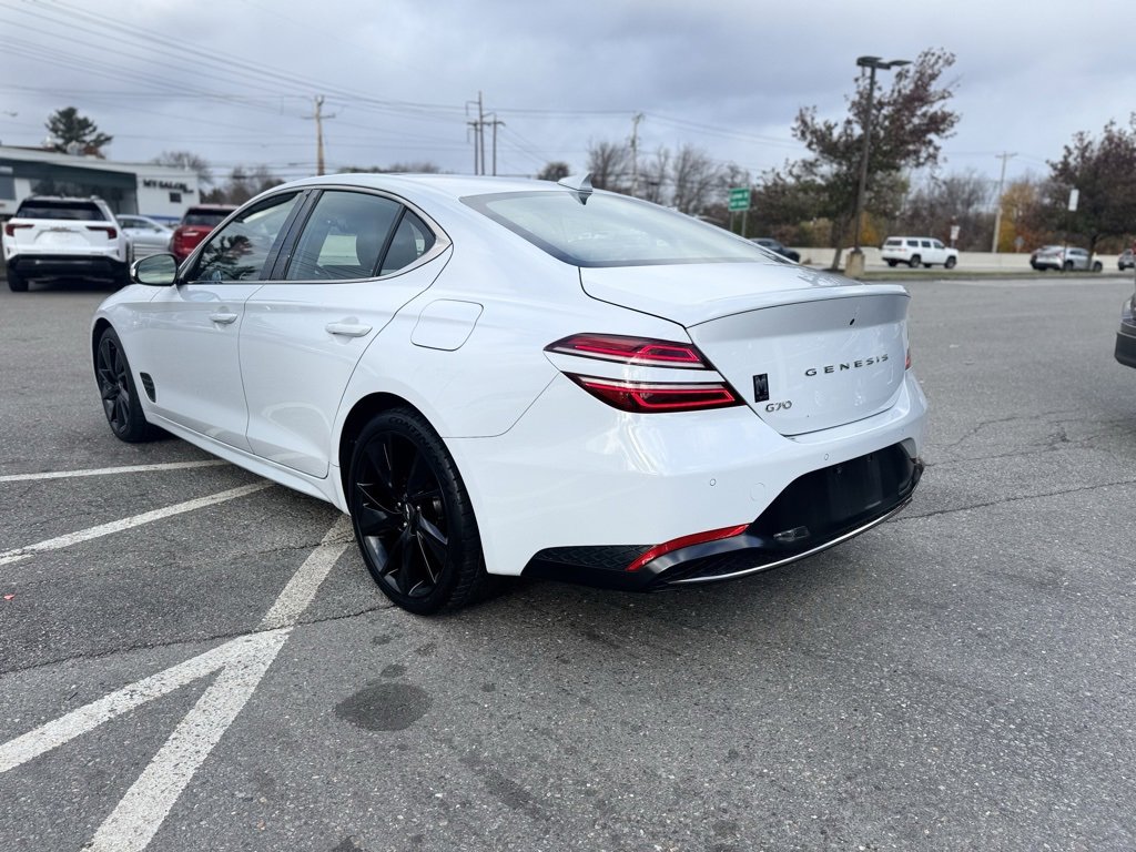2023 Genesis G70 2.0T Sport Prestige photo 4