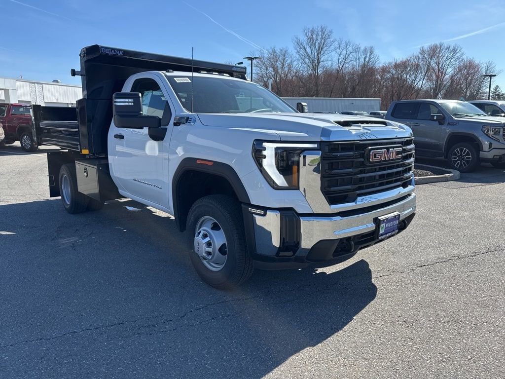 2026 GMC Sierra 3500HD Pro - Photo 8