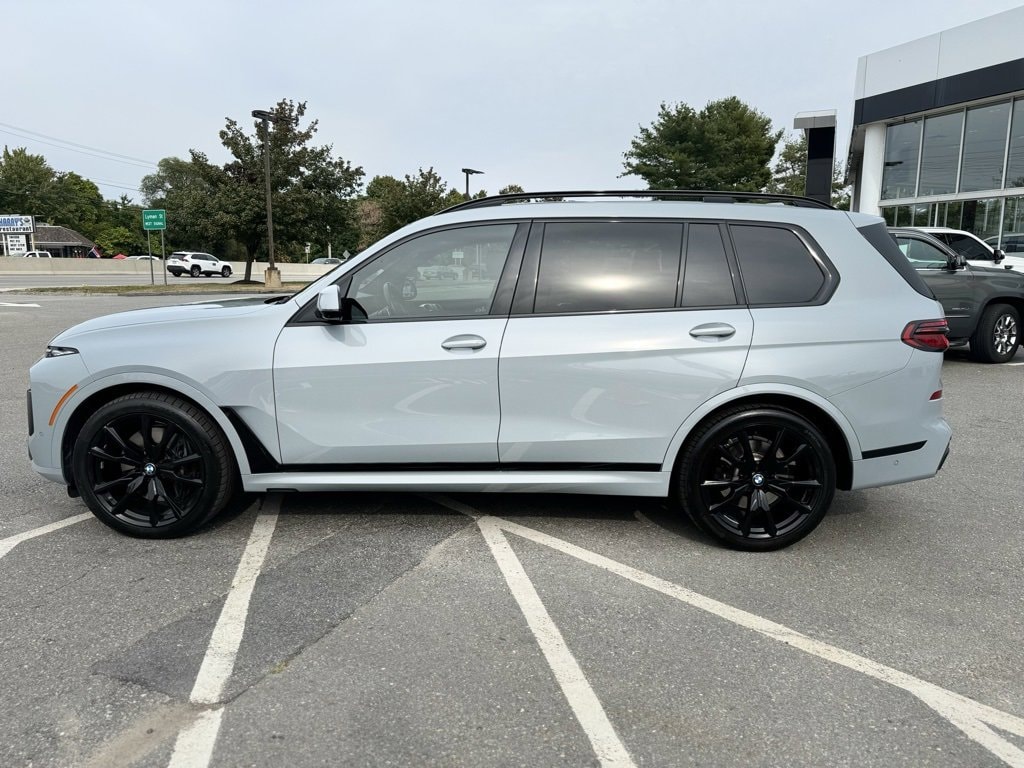 Used 2023 BMW X7 40i with VIN 5UX23EM0XP9P25021 for sale in Westborough, MA