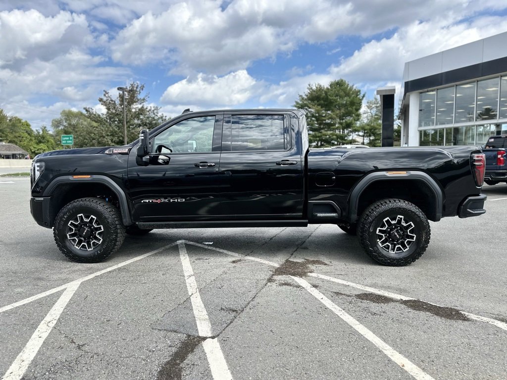 2026 Gmc Sierra 2500 HD AT4X photo 3