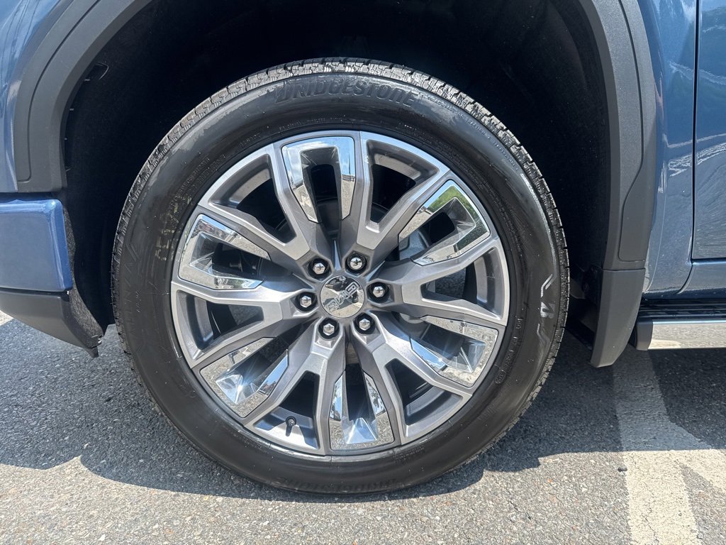2025 Gmc Sierra 1500 Denali photo 2