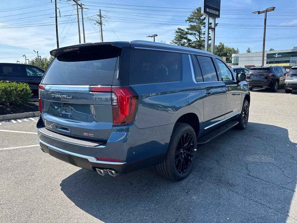 2026 GMC Yukon XL Denali - Photo 7