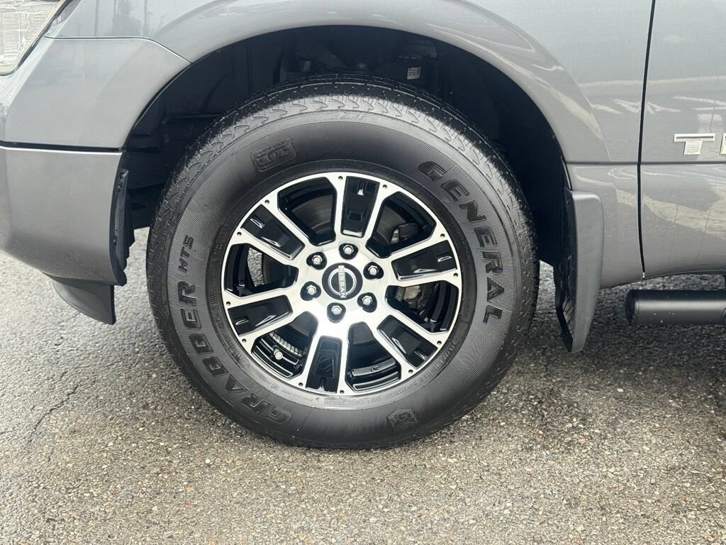 Used 2023 Nissan Titan SV
