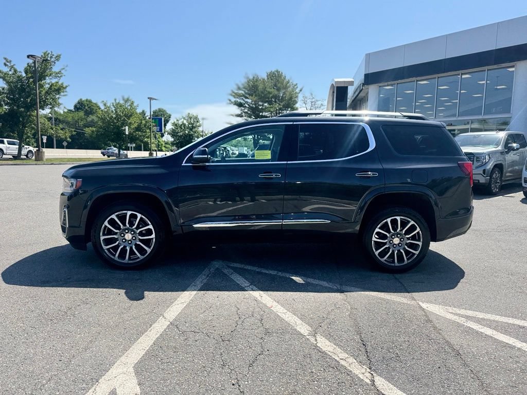 2020 GMC Acadia Denali - Photo 2