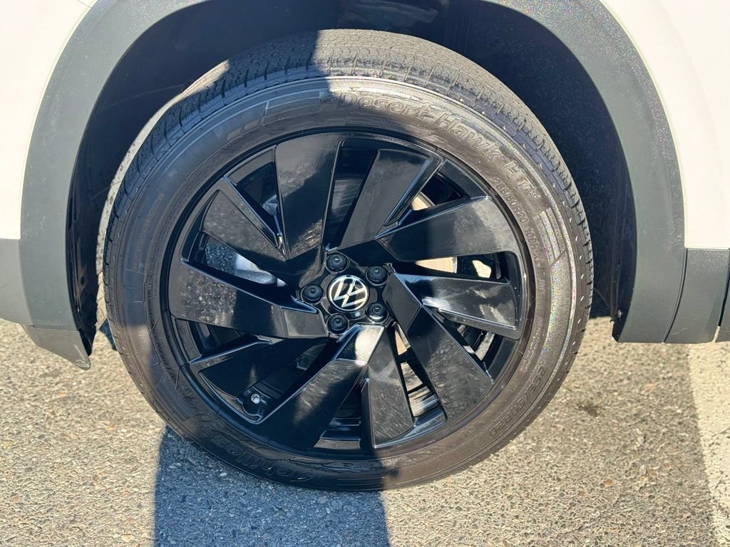 Used 2024 Volkswagen Atlas 2.0T SE w/Technology