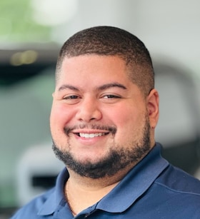 Staff member David Veguilla from 32d03bf0f0d7