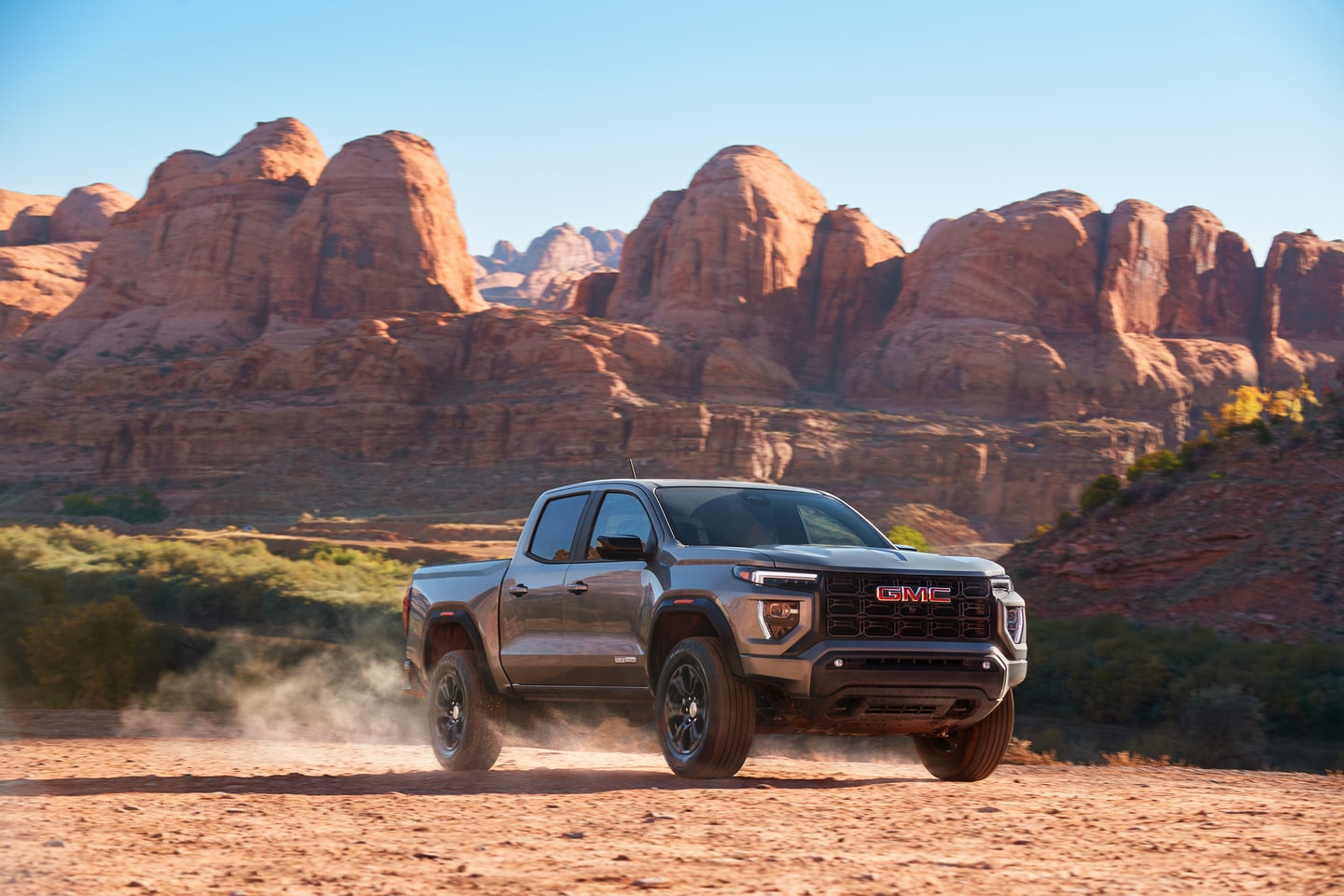  GMC Canyon driving in desert