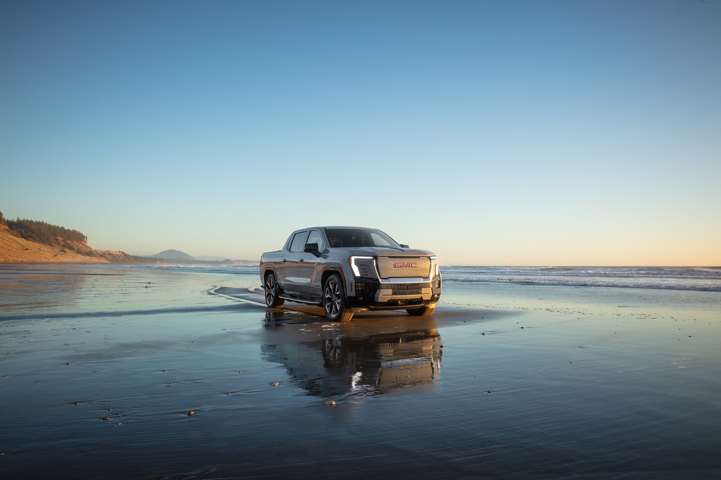  GMC Sierra EV dashboard view