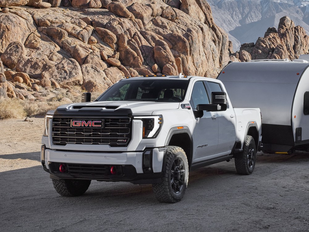  GMC Sierra 2500 towing a trailer