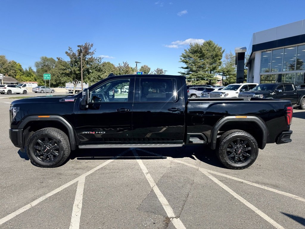 2024 Gmc Sierra 2500 HD AT4 photo 2