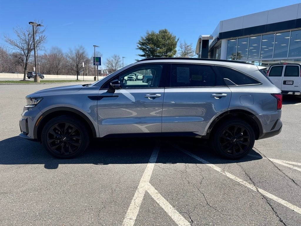 Used 2023 Kia Sorento SX