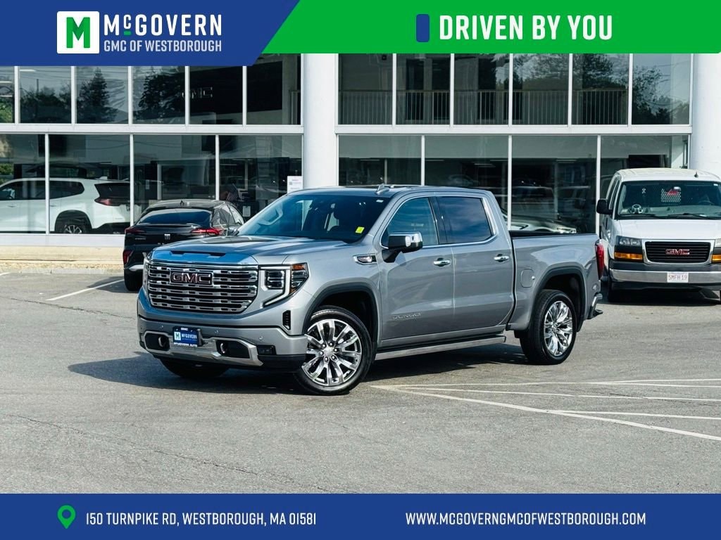 2023 GMC Sierra 4WD Crew Cab Short Box Denali's photo