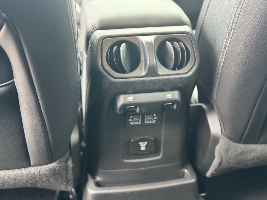 2021 Jeep Wrangler Unlimited Sahara Altitude - Photo 24