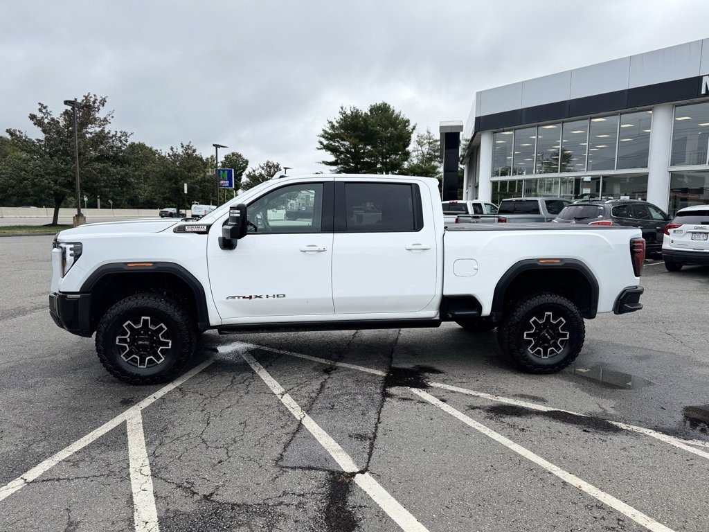 2024 Gmc Sierra 2500 HD AT4X photo 2