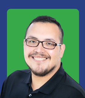 Staff member Omar Torres from 9a04344dba86
