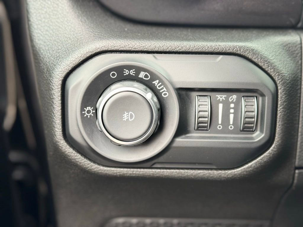 2021 Jeep Wrangler Unlimited Sahara Altitude - Photo 21
