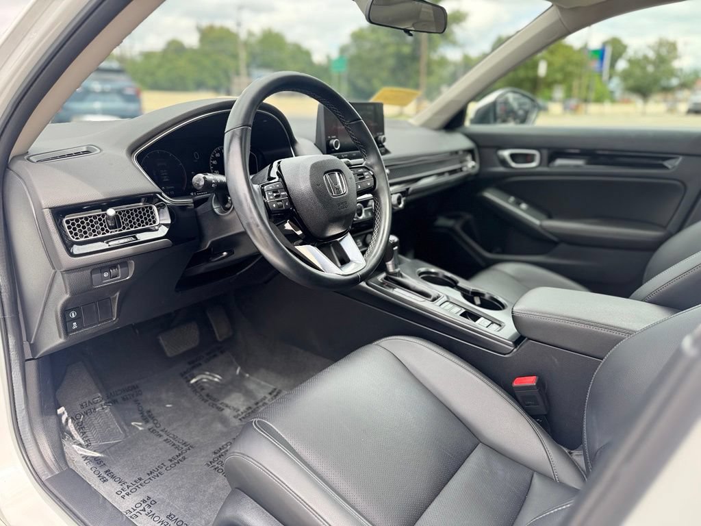 2023 Honda Civic Hatchback EX-L - Photo 14