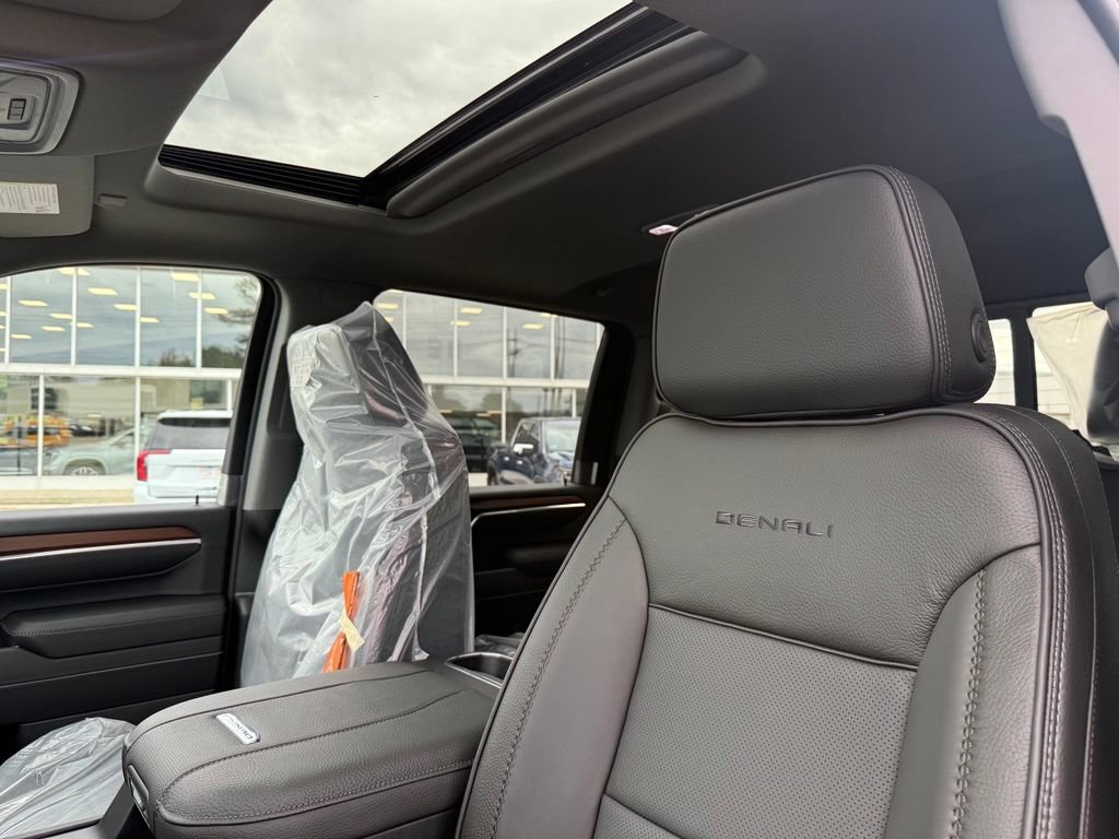 2026 GMC Sierra 2500HD Denali - Photo 10