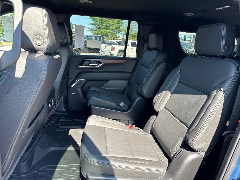 2026 GMC Yukon XL Denali - Photo 26