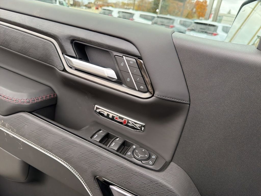 2026 GMC Sierra 1500 AT4X - Photo 20