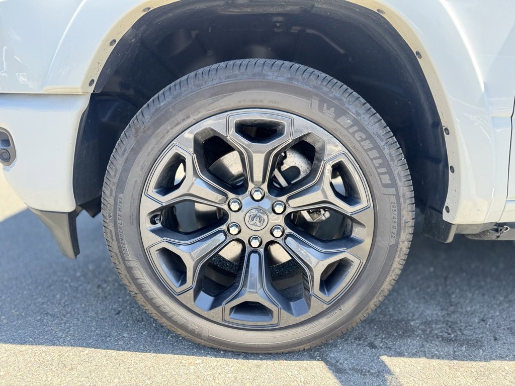 2022 Ram 1500 Limited photo 3