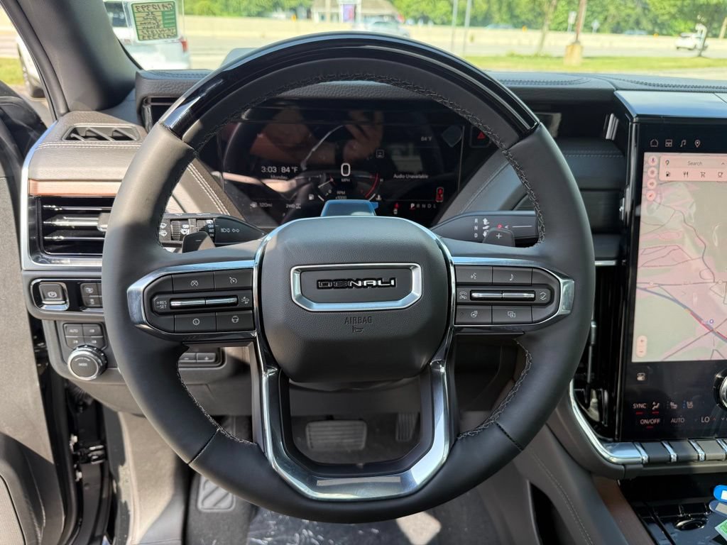 2026 GMC Yukon Denali - Photo 14