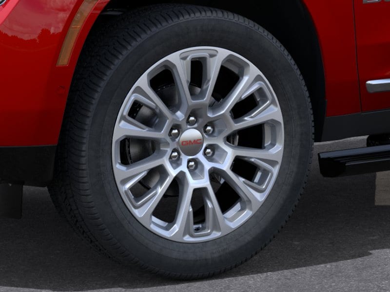 2026 GMC Yukon Denali - Photo 9