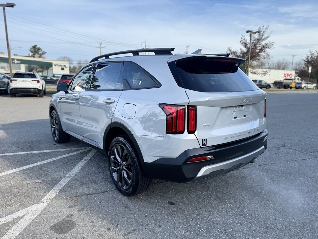 2022 Kia Sorento X-Line SX Prestige photo 3