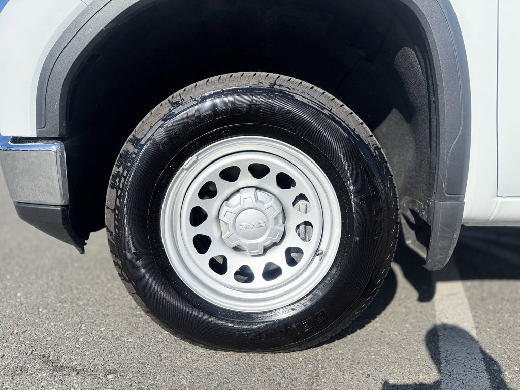 2025 Gmc Sierra 1500 Pro photo 2