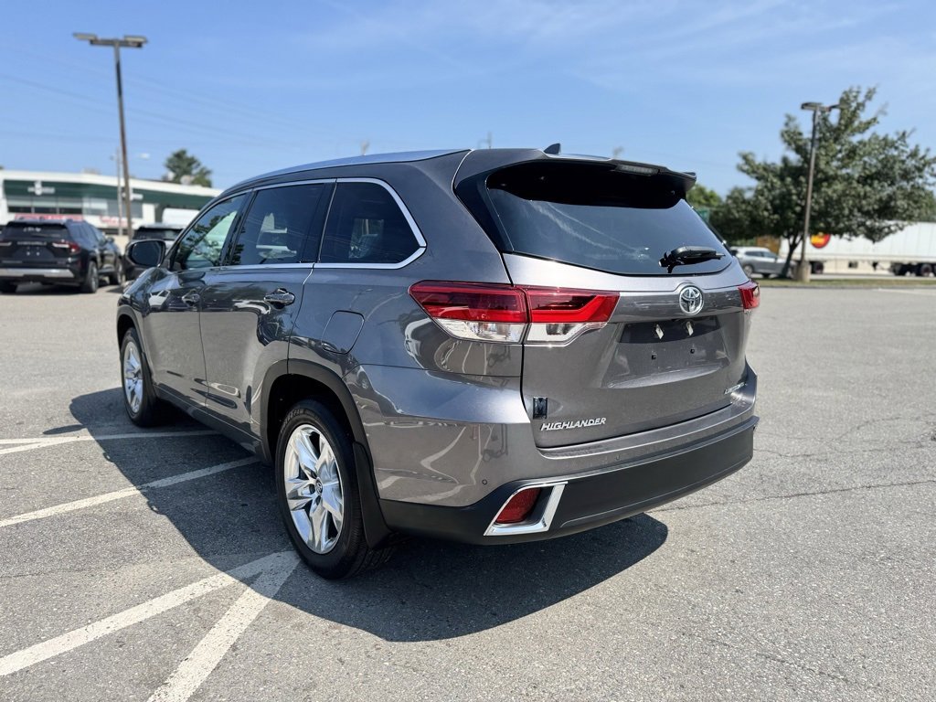 2018 Toyota Highlander Limited photo 3