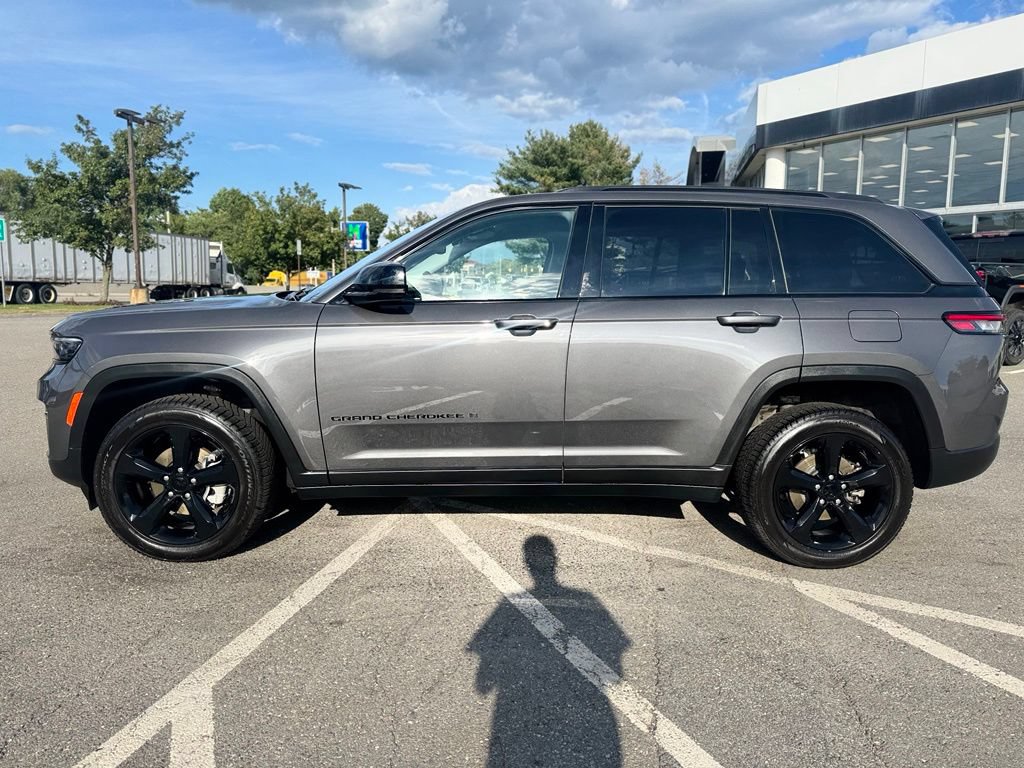 Used 2024 Jeep Grand Cherokee Limited