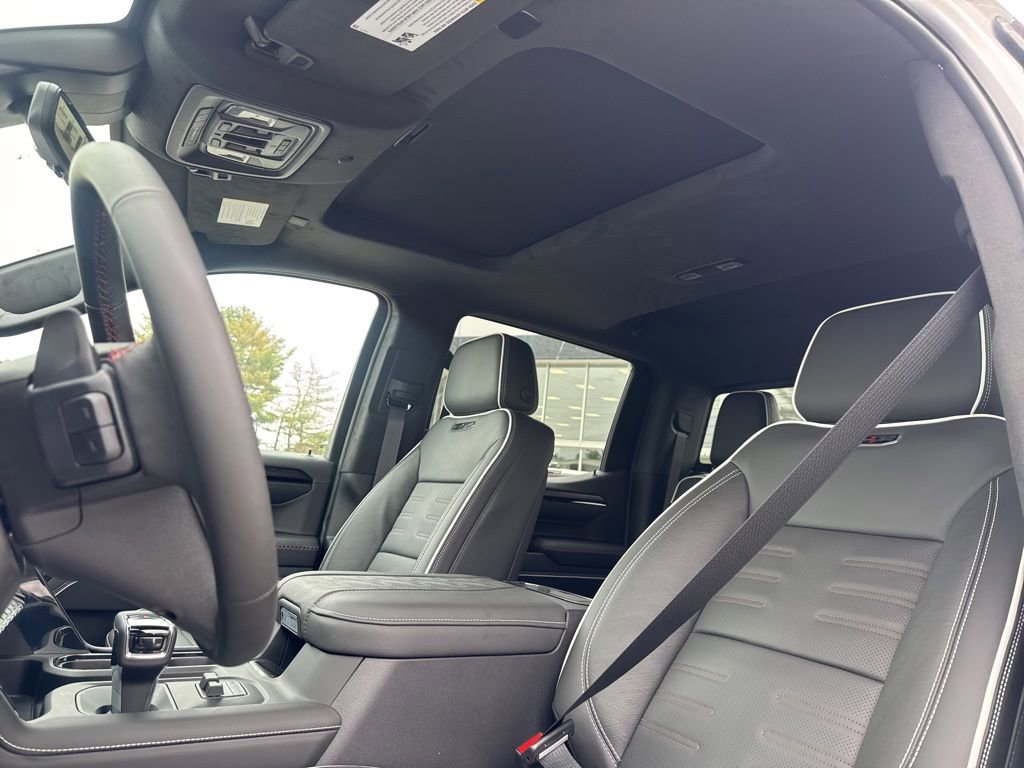 2026 GMC Sierra 1500 AT4X - Photo 16