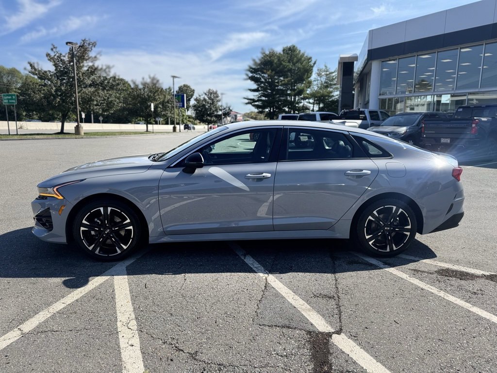 2021 Kia K5 GT-Line photo 2