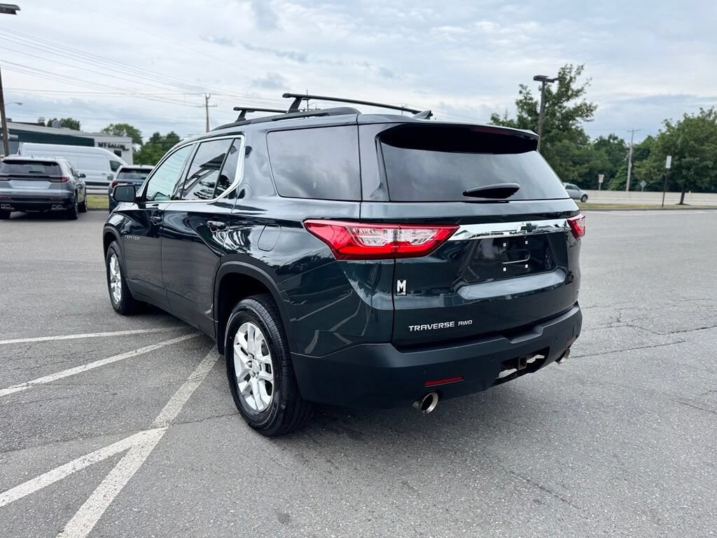 Used 2020 Chevrolet Traverse LT Cloth SUV