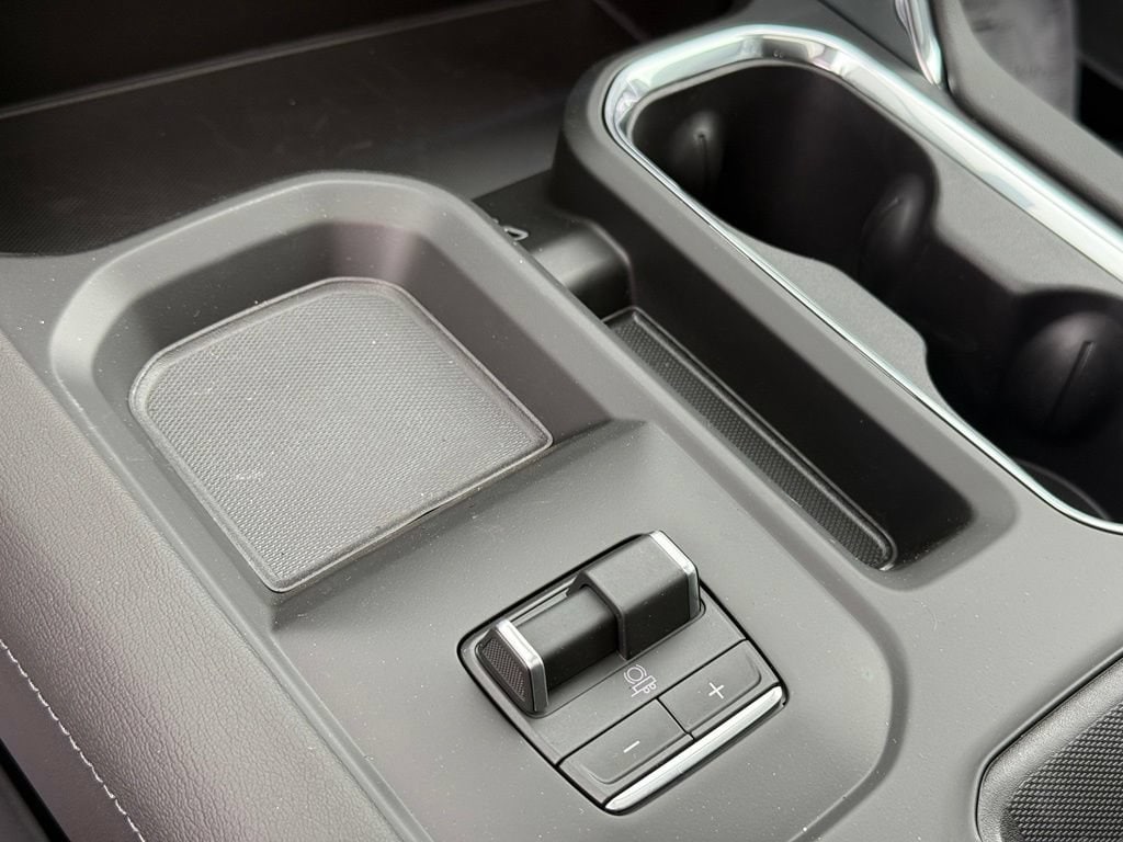 2026 GMC Sierra 2500HD Denali - Photo 18