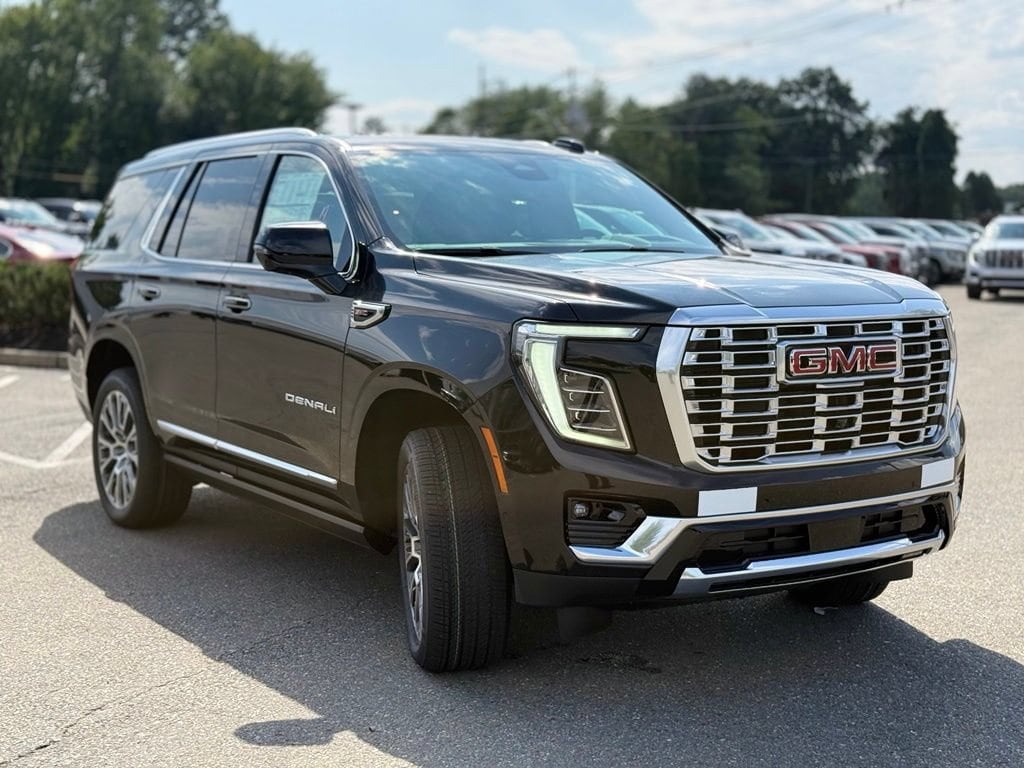 2026 GMC Yukon Denali - Photo 8