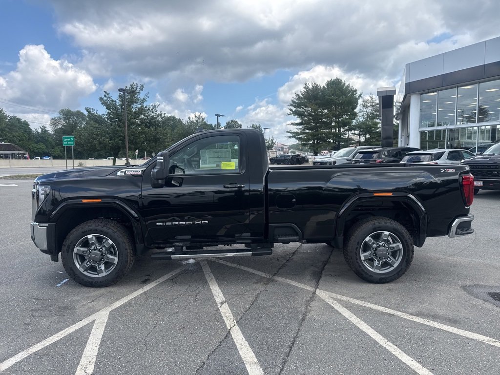 2025 Gmc Sierra 2500 HD SLE photo 2