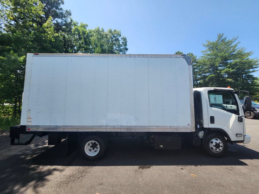 2017 Isuzu NPR HD - Photo 6