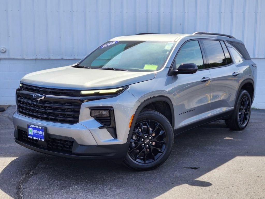 Used 2026 Chevrolet Traverse LT SUV
